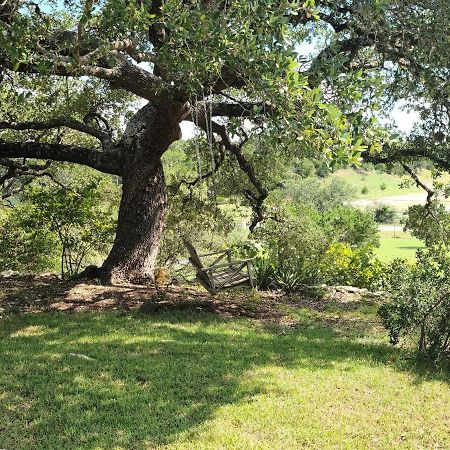 Hill Country Haute N Haus Relax And Renew Fischer ภายนอก รูปภาพ